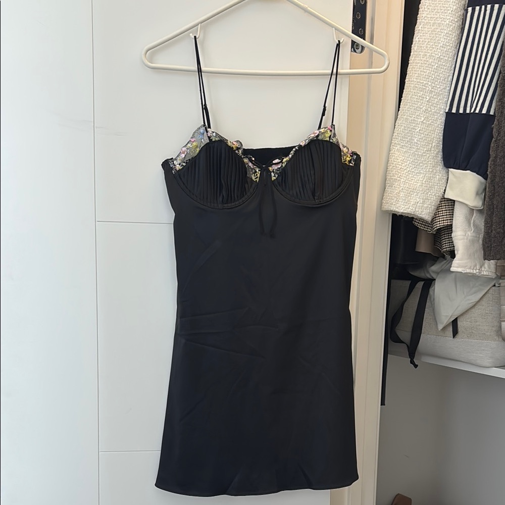 💐FOR LOVE and LEMONS. Beautiful black mini dress. Elektra💐